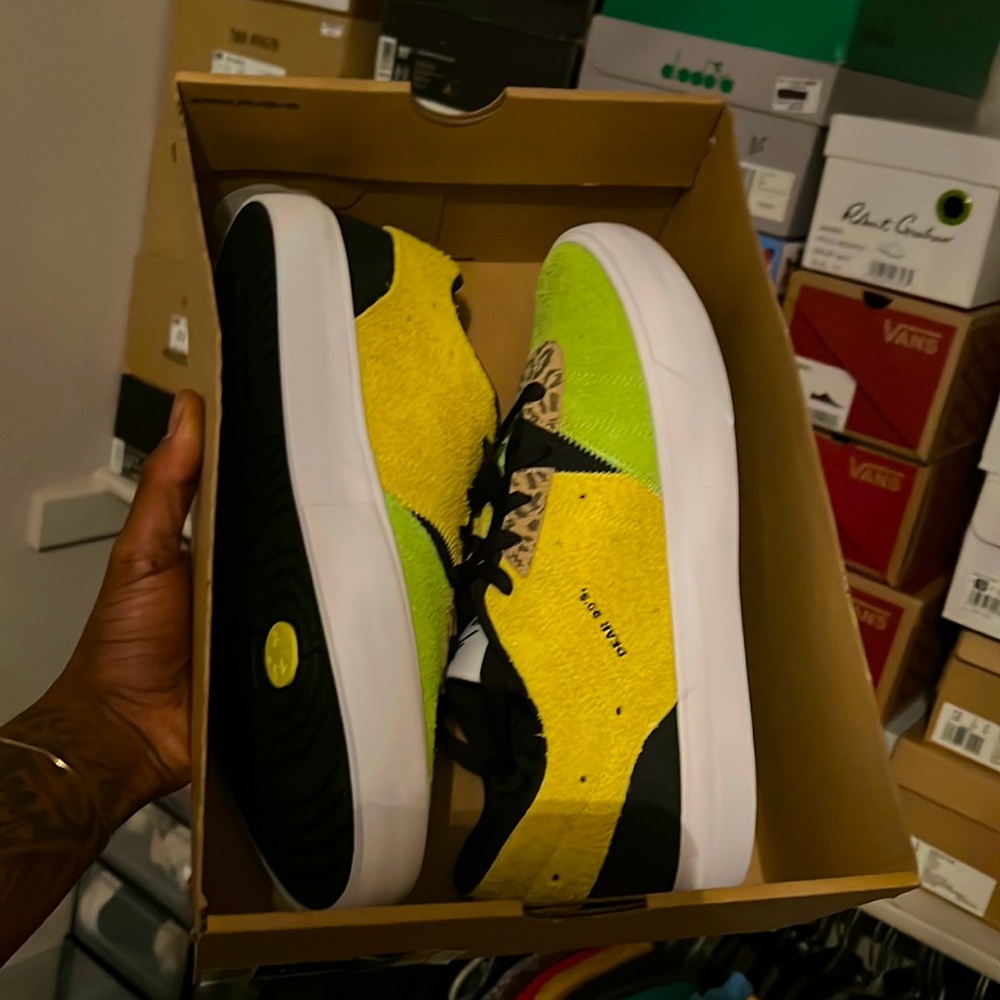 - Jordan .03 “Dear 90’s” Edition